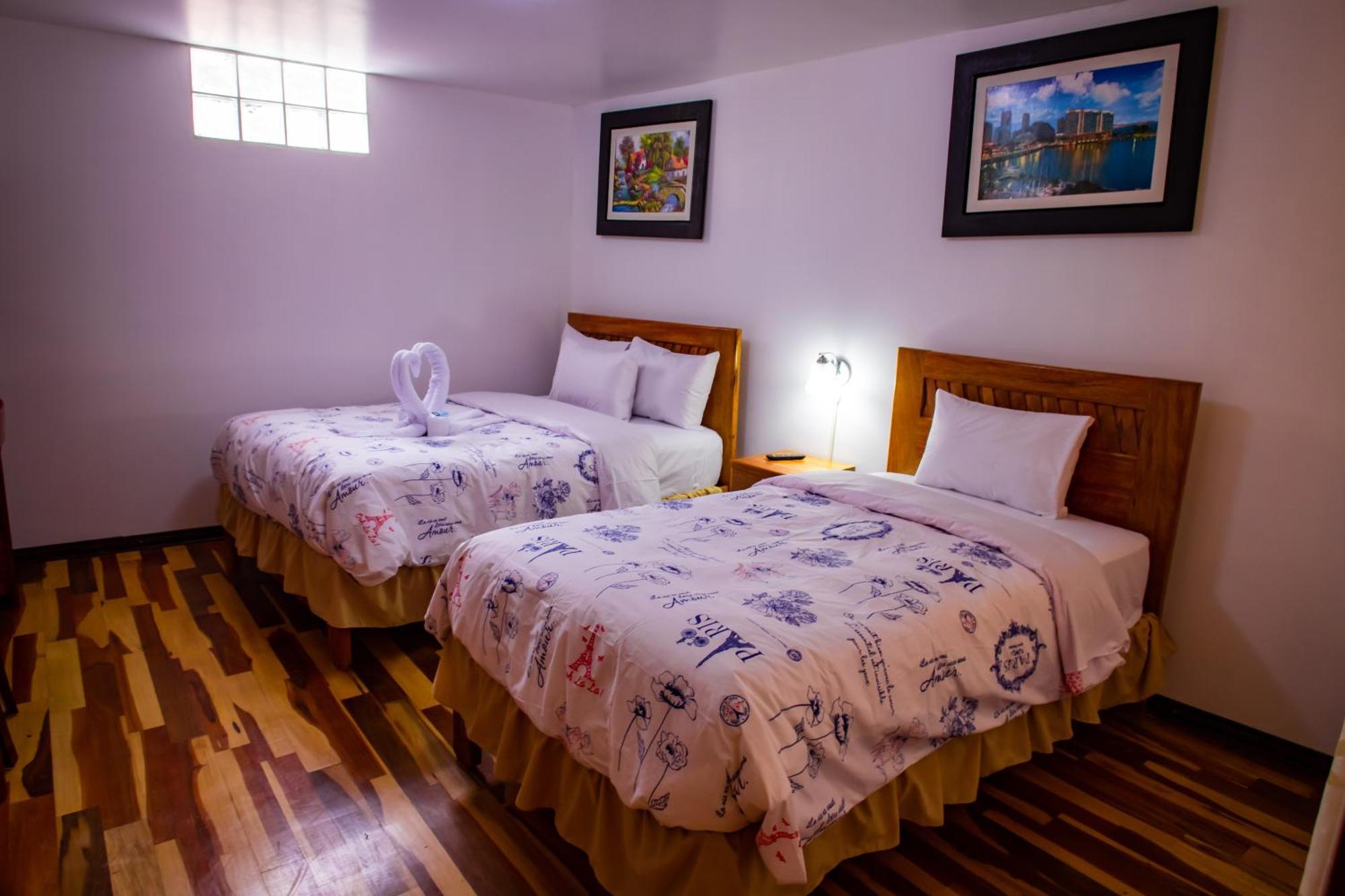 Intitambo Hotel 오얀따이땀보 외부 사진